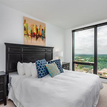 Global Luxury Suites At Town Center 莱斯顿 外观 照片