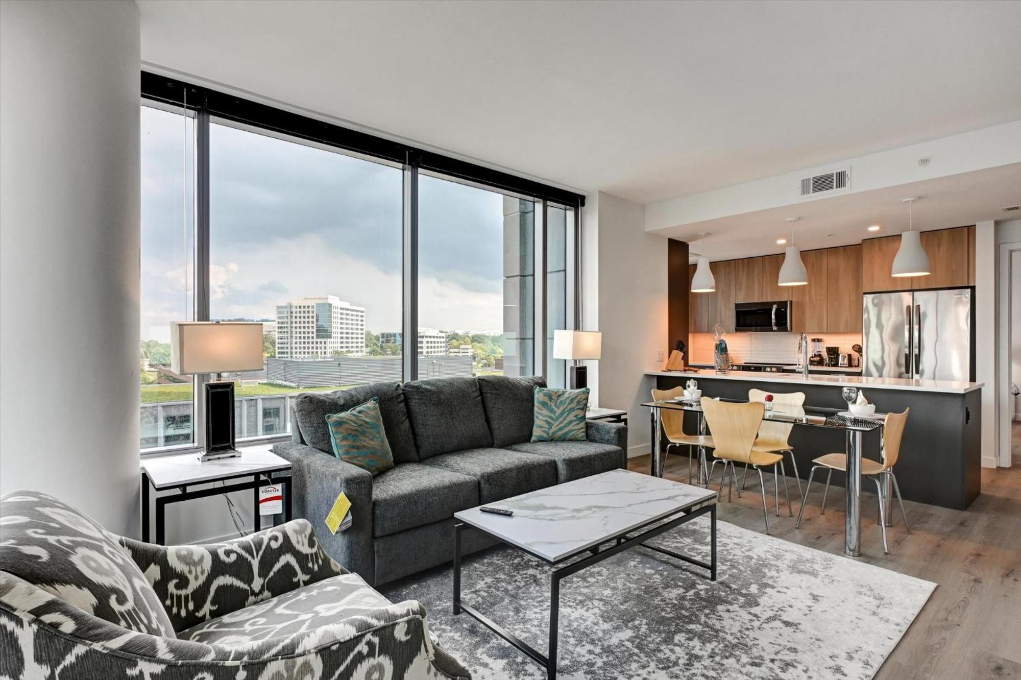 Global Luxury Suites At Town Center 莱斯顿 外观 照片